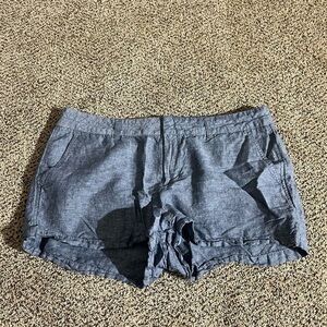 Women’s gap shorts